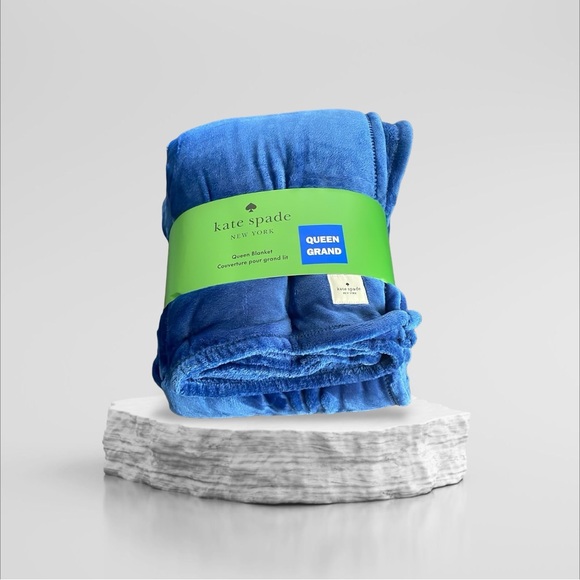 Kate Spade - Queen Blanket - Picture 4 of 4